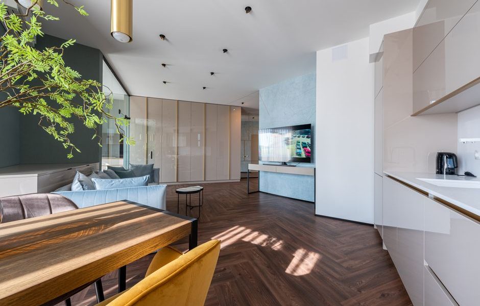 Bringing Indoor Plants Into Interior Design Without Clutter