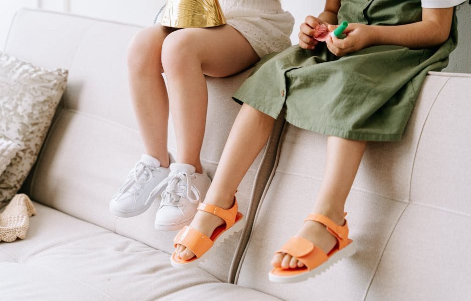Katetu Kids Sneakers vs Sandals: Which Breathable Shoe Keeps Toddlers Comfortable All Summer?