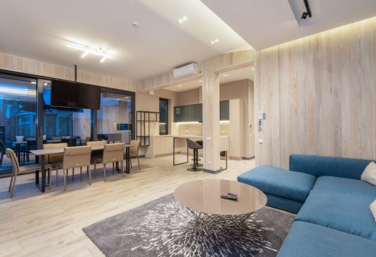 Google Nest vs Amazon Echo: The Smart Hub Decision for Your Home