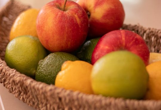 5 Beautiful Fruit Tray Ideas That Elevate Your Coffee Table