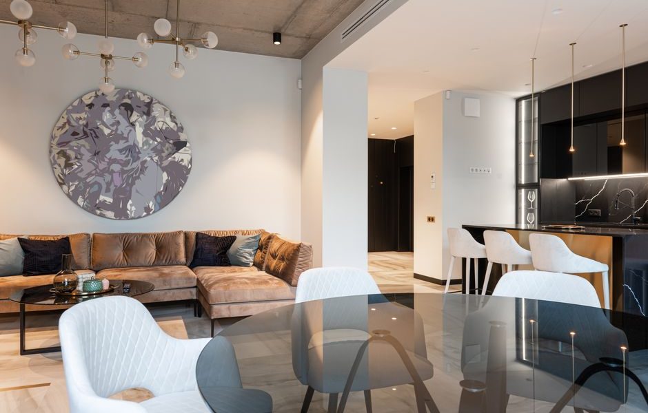 Luxury Vinyl Plank vs Laminate vs Engineered Wood: Buy Smarter