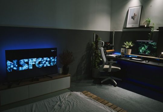 Power Strips with Long Cords for Bedrooms: What Works