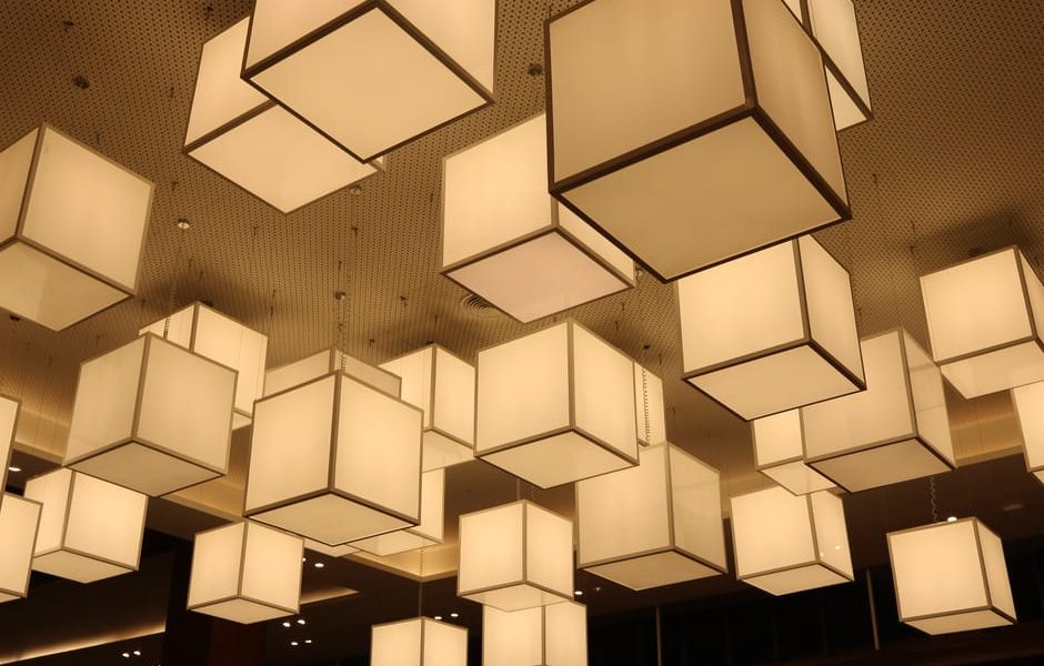 Lepro EE1 AI Permanent Outdoor Lights vs TB1/TB2 Smart Lamps: Which Smart Lighting Solution Illuminates Your Home in 2026?