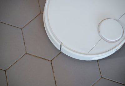 Cloudy Pool? How Robotic Cleaners Offer Crystal Clear Water in 2026