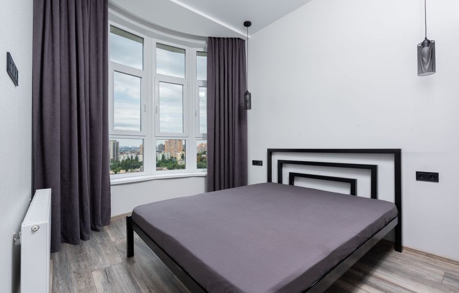 Renter Bedroom Decor Ideas No Paint: 7 Chic Bedroom Decor Ideas for Renters That Skip Paint Entirely