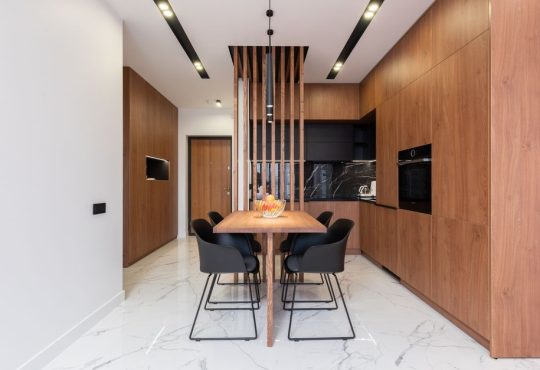 Space-Saving Dining Tables For Small Apartments: Space-Saving Dining Tables That Don’t Look Like Doll Furniture